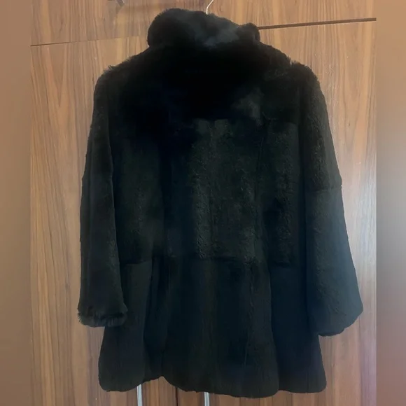 Perfect Rabbit Fur Tunic - Picture 2 of 4